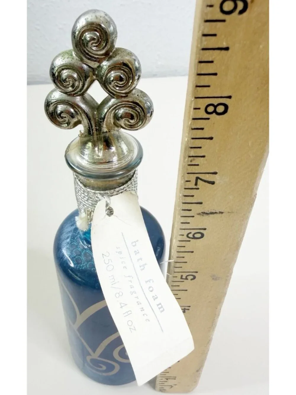 VTG Pier One Bath Foam Spice Fragrance 8.4 Oz Blue Glass Bottle Italy NOS